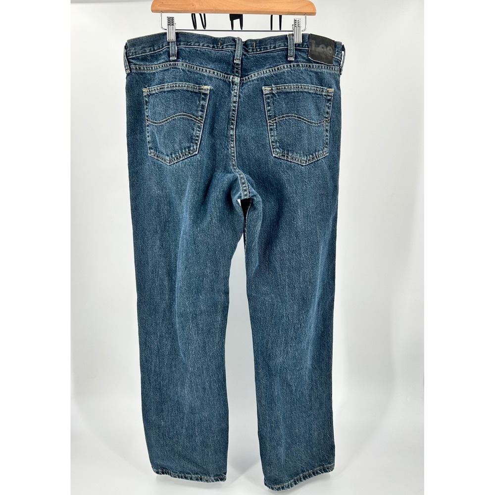Lee Regular Fit Straight Leg Jeans Mens 40x32 Medium Wash Blue Denim 2008934